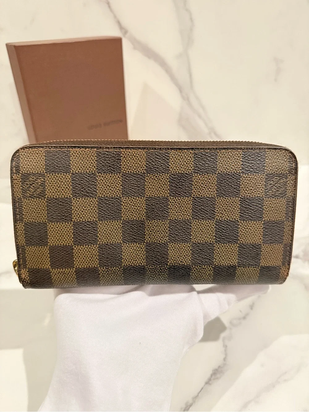 Louis Vuitton Zippy Wallet